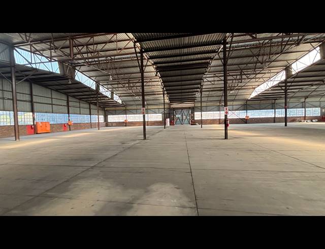 6,225M² WAREHOUSE FOR SALE IN CHLOORKOP